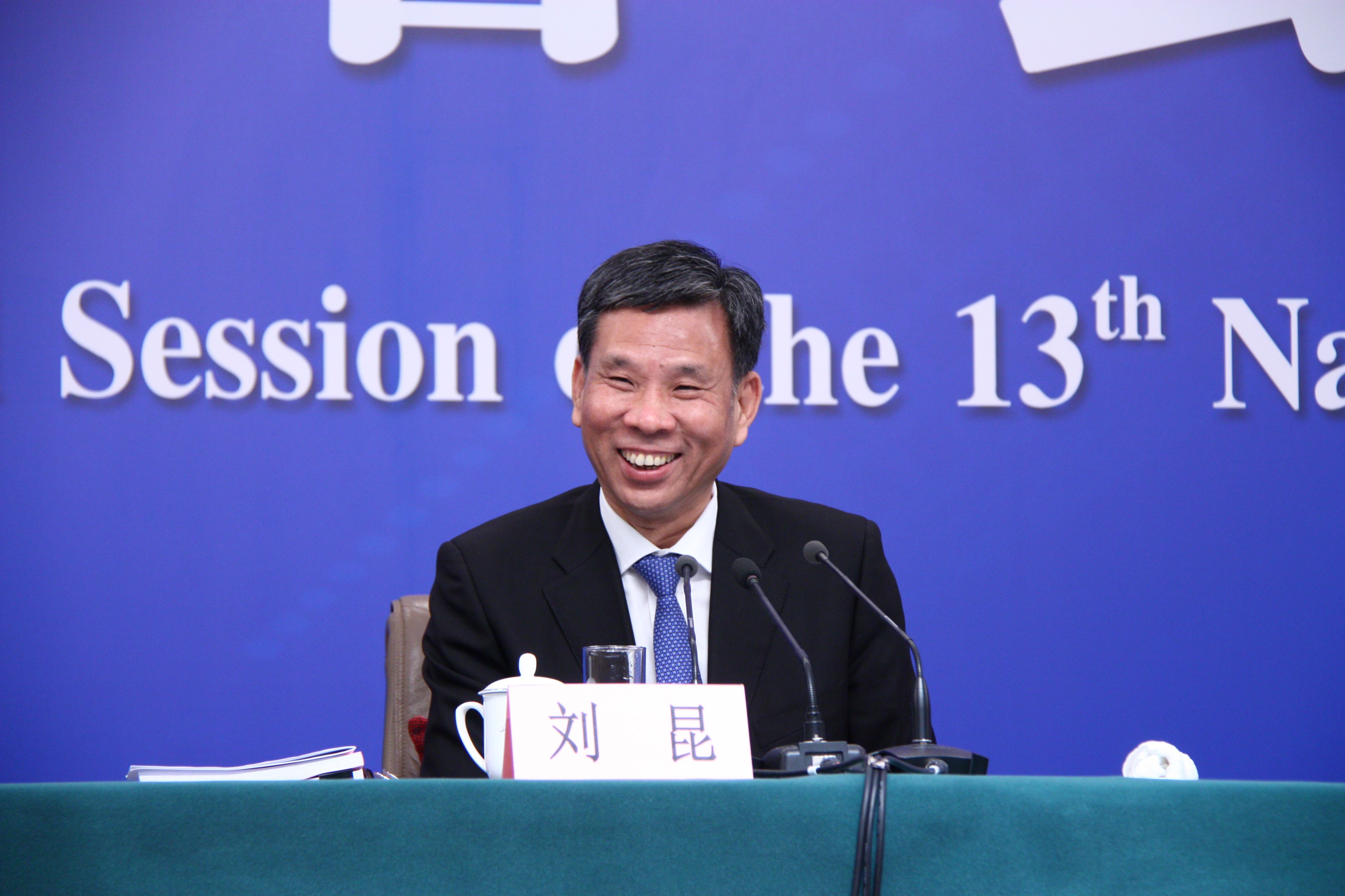 财长刘昆：2022年财政工作的十方面主要任务