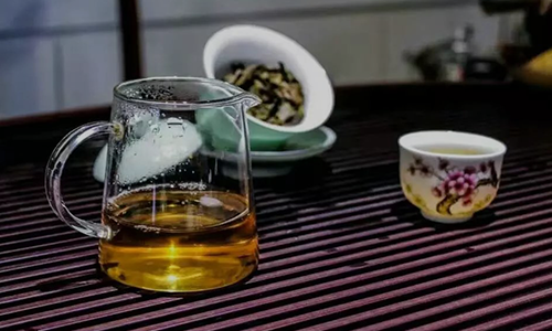 年货节奔涌来袭，新年“茶礼”之道有啥弯弯绕绕？