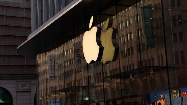 苹果公司CEO库克减薪40%