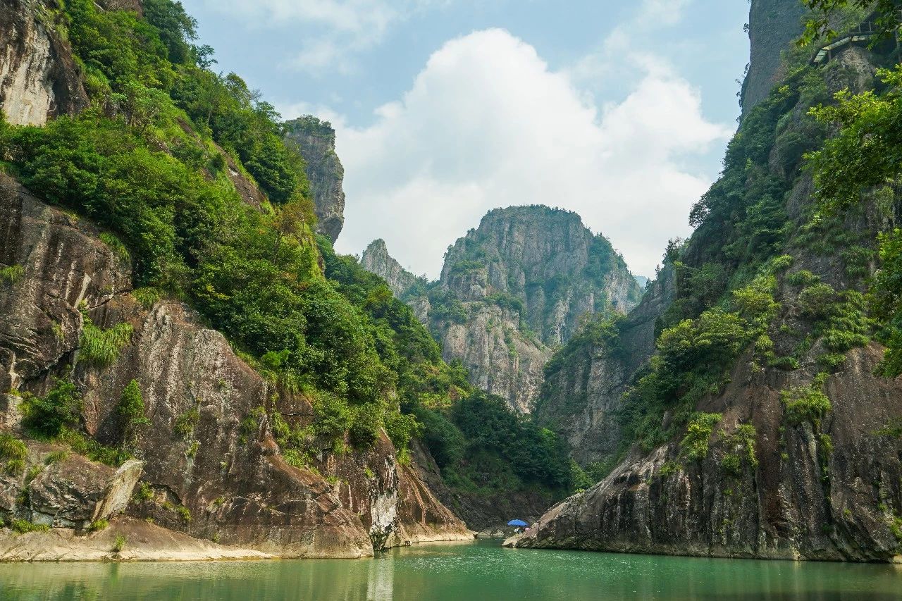 想去广西体验自驾游，这几个景点一定要去！一级棒