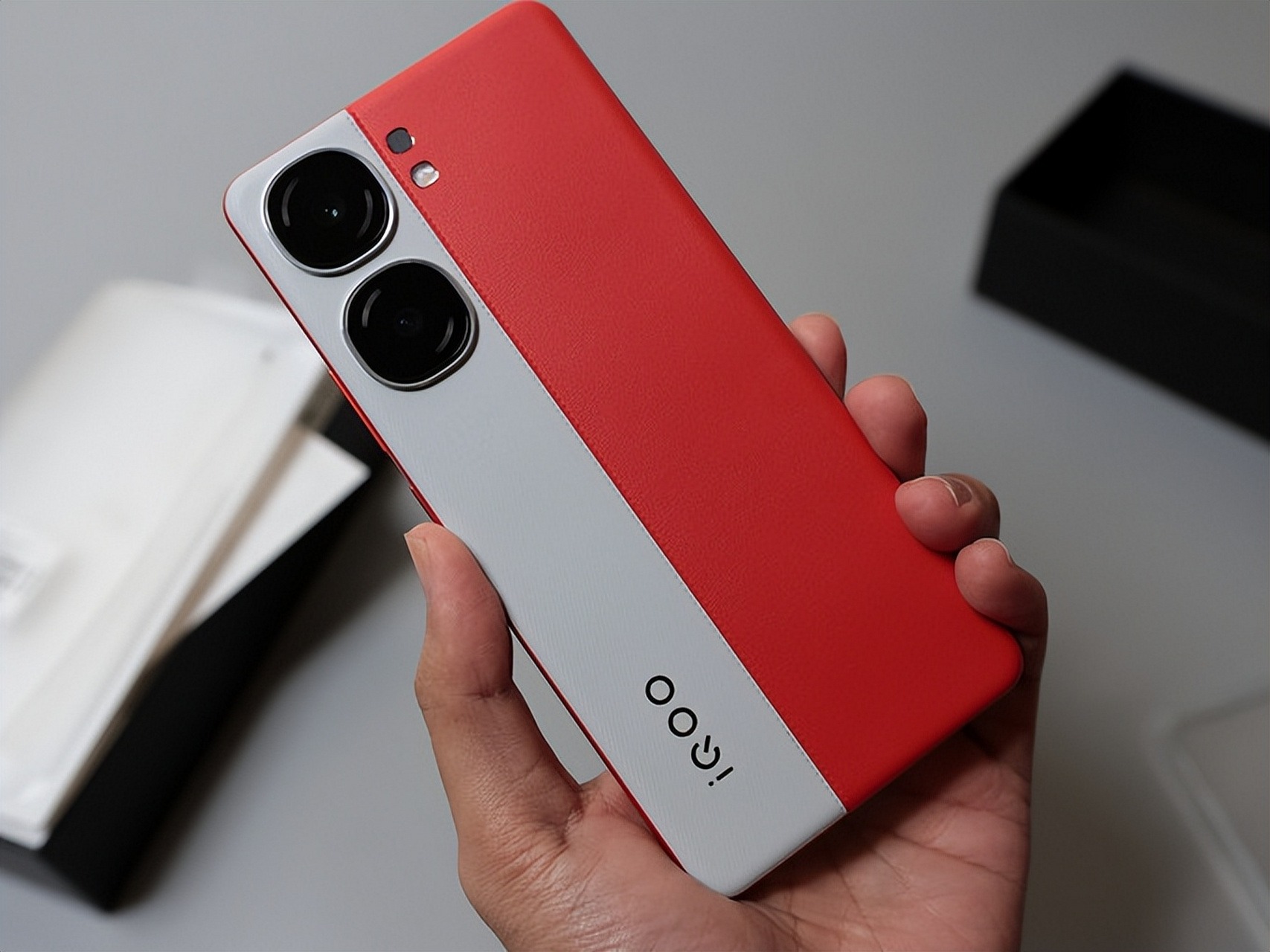 iQOO Neo10外观细节